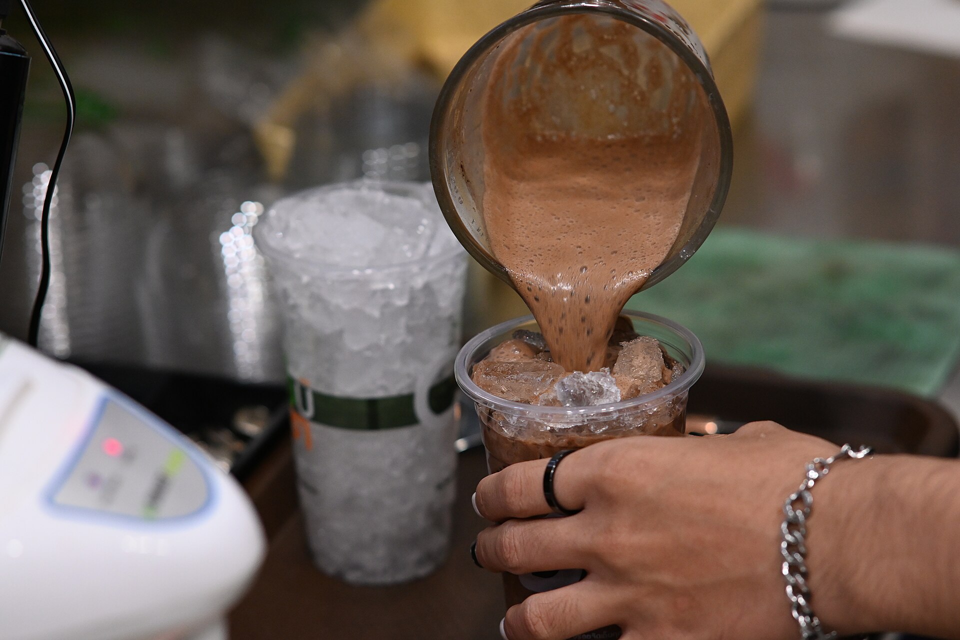 Prugne e yogurt al cacao